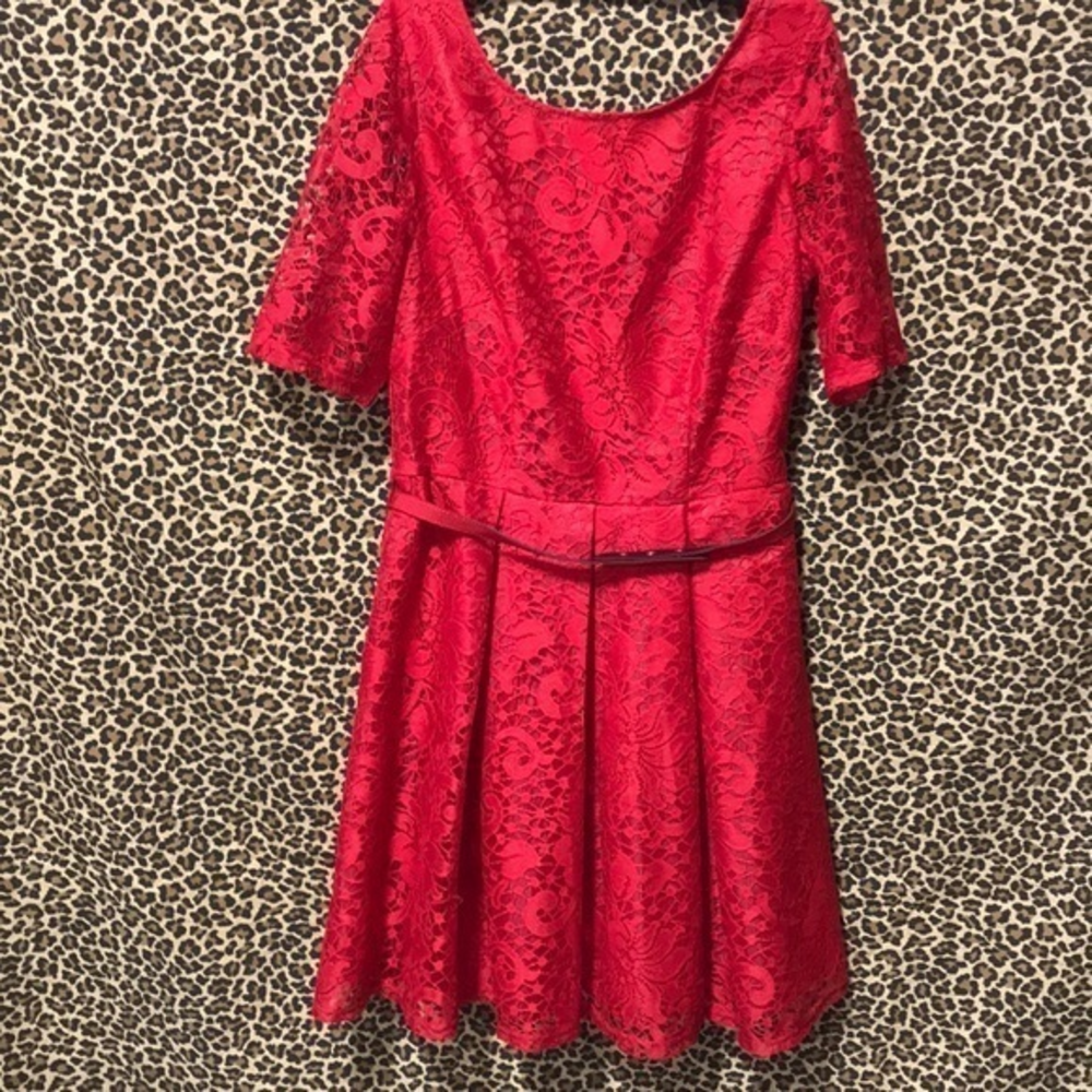 Danny and Nicole red lace dress size‎ 10